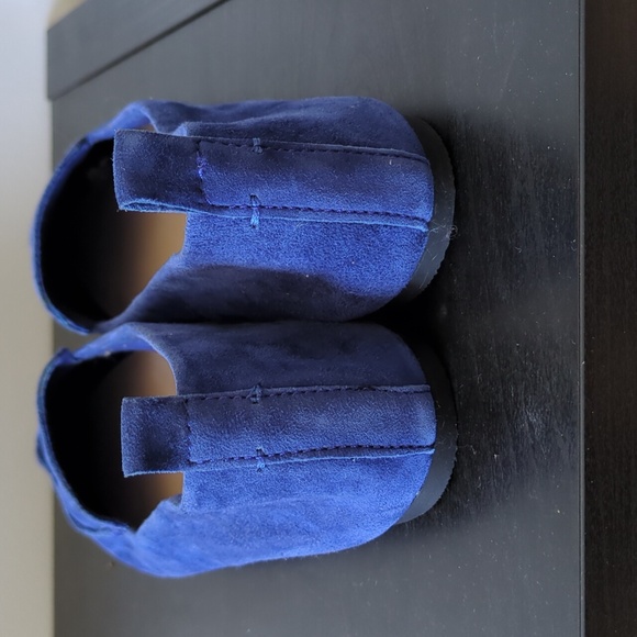 Blue faux suede flats - Picture 3 of 7